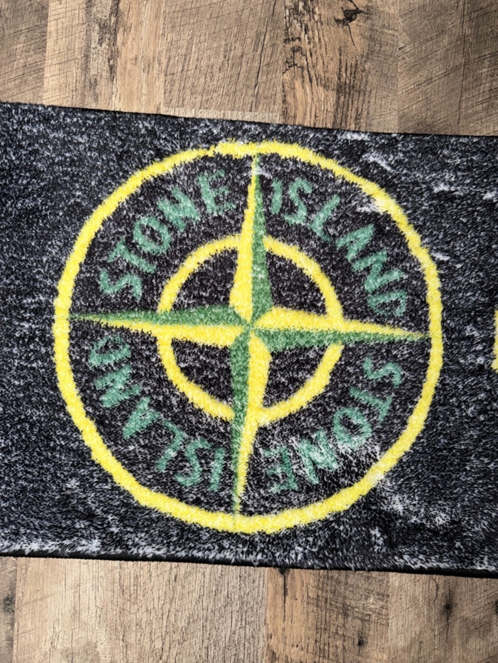 Stone Island Tufted Rug - Picture 2 of 5